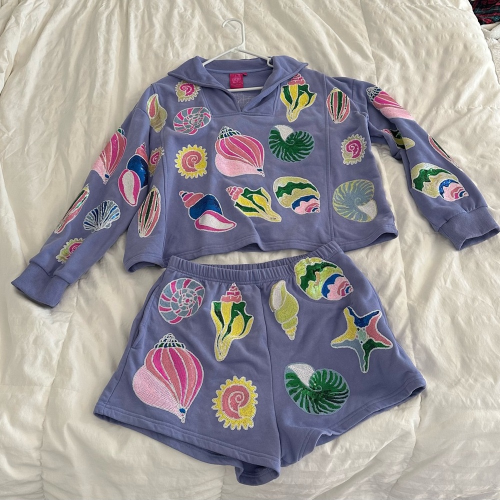 Queen of Sparkles Seashell Set!!! Top is Large, Bottoms are Medium!